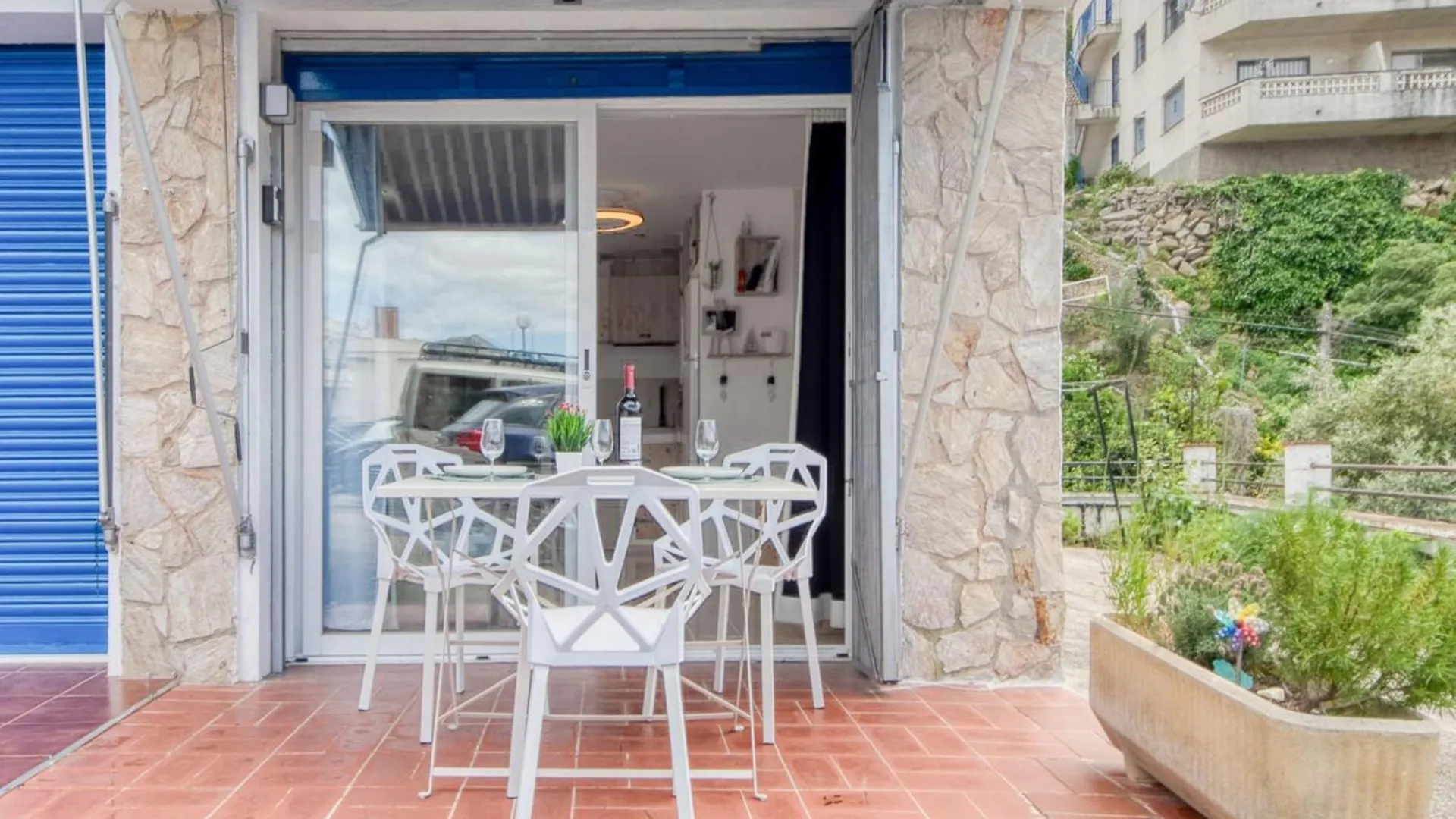רוזס Apartment With Balcony